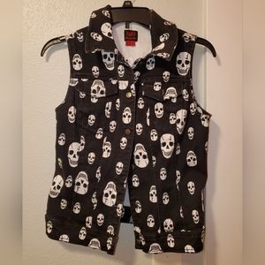 Tripp NYC by Dang Goodman Black and White Skull Vest, Size M